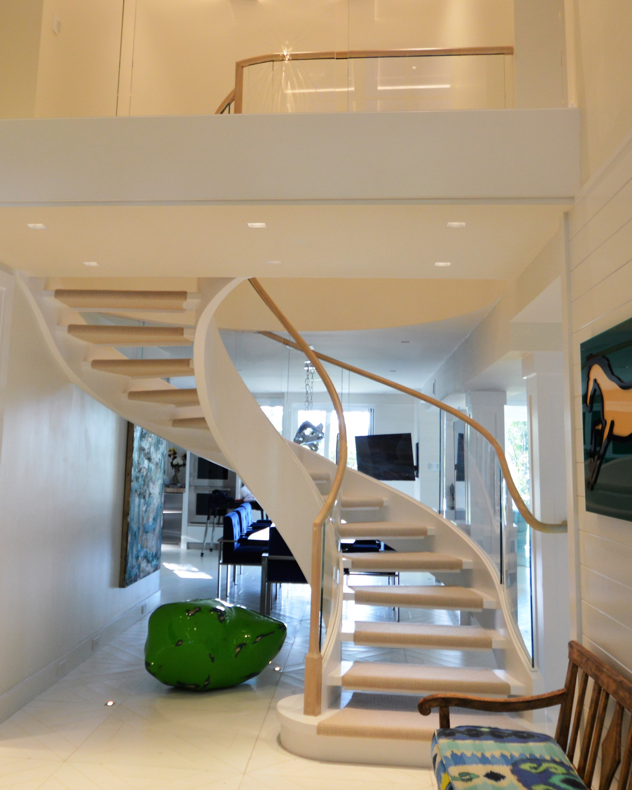 10 - Best Curved Stairway-Modern